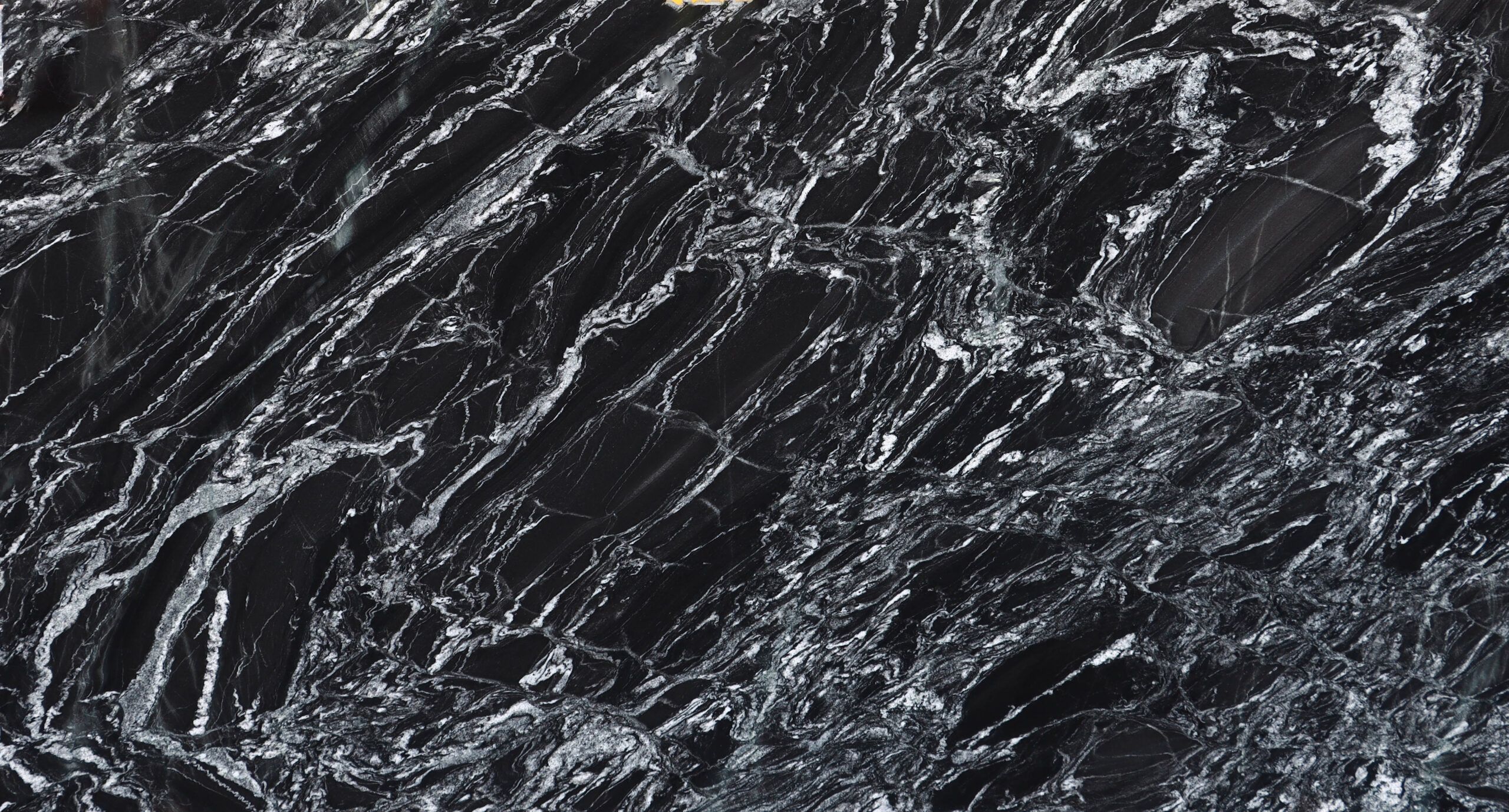 BLACK FOREST QUARTZ